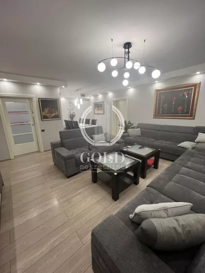 Vase Stajića | 4zida.rs