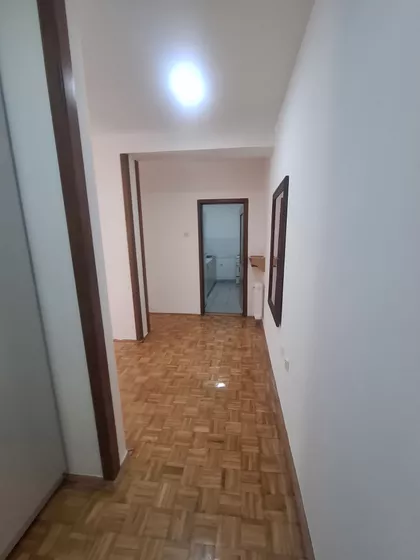 Železnička 36 | 4zida.rs