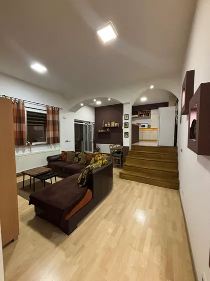 Vuka Karadžića | 4zida.rs