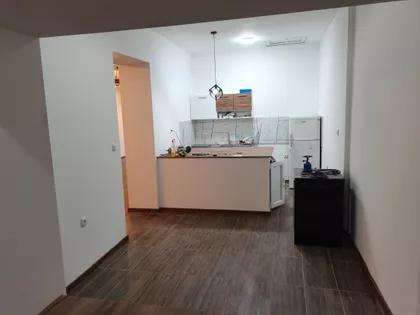 Žarka Zrenjanina 85 | 4zida.rs