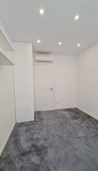 Uroša Martinovića | 4zida.rs