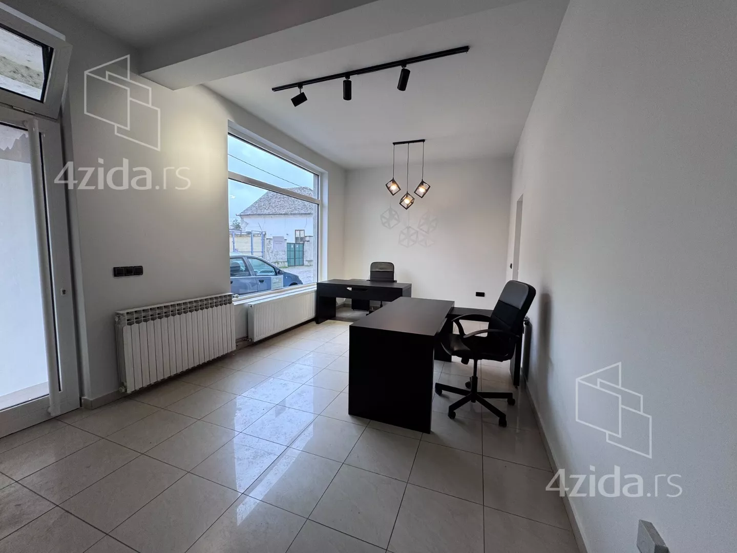 Lokal | 4zida