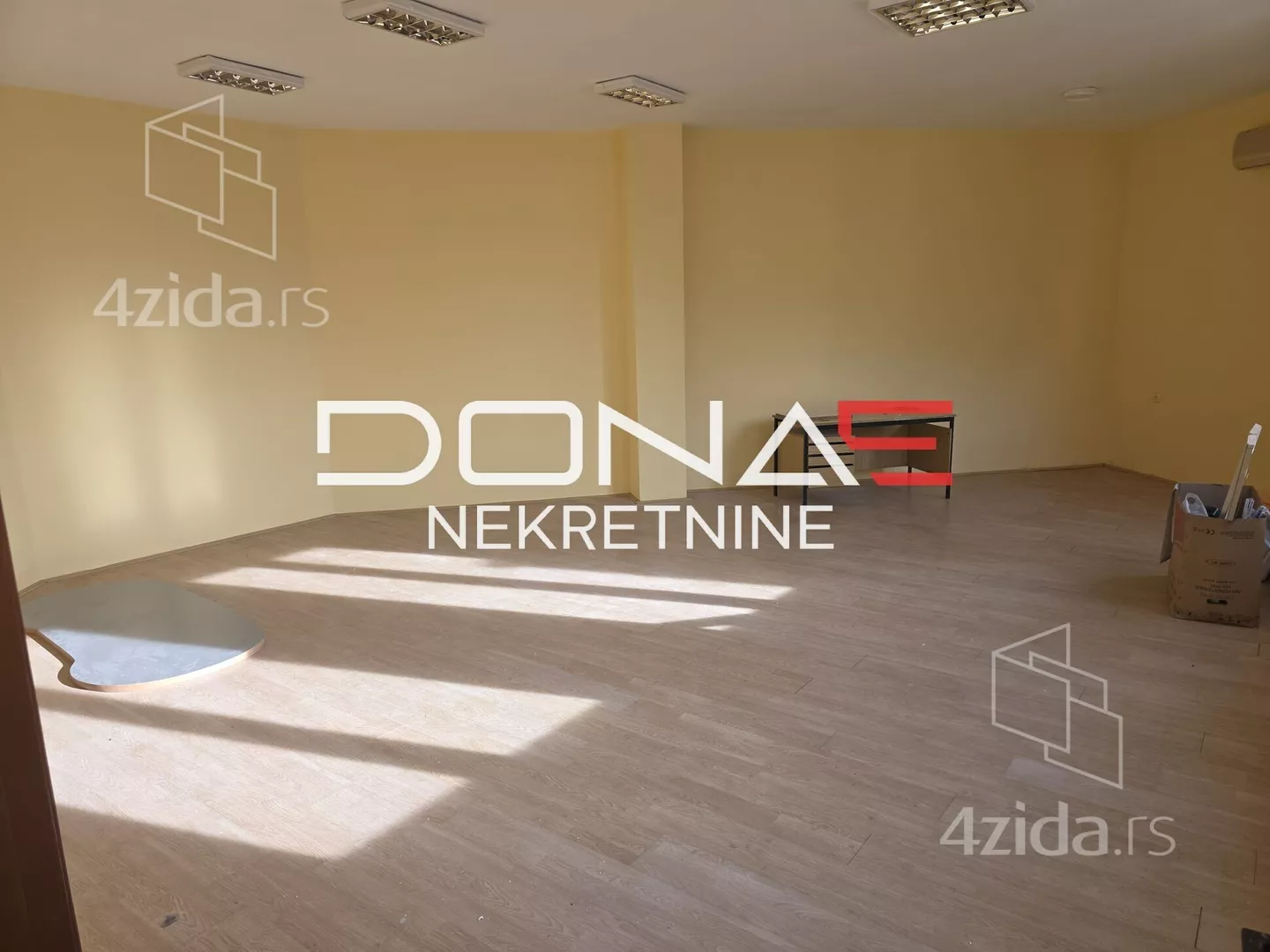 Poslovni prostor | 4zida