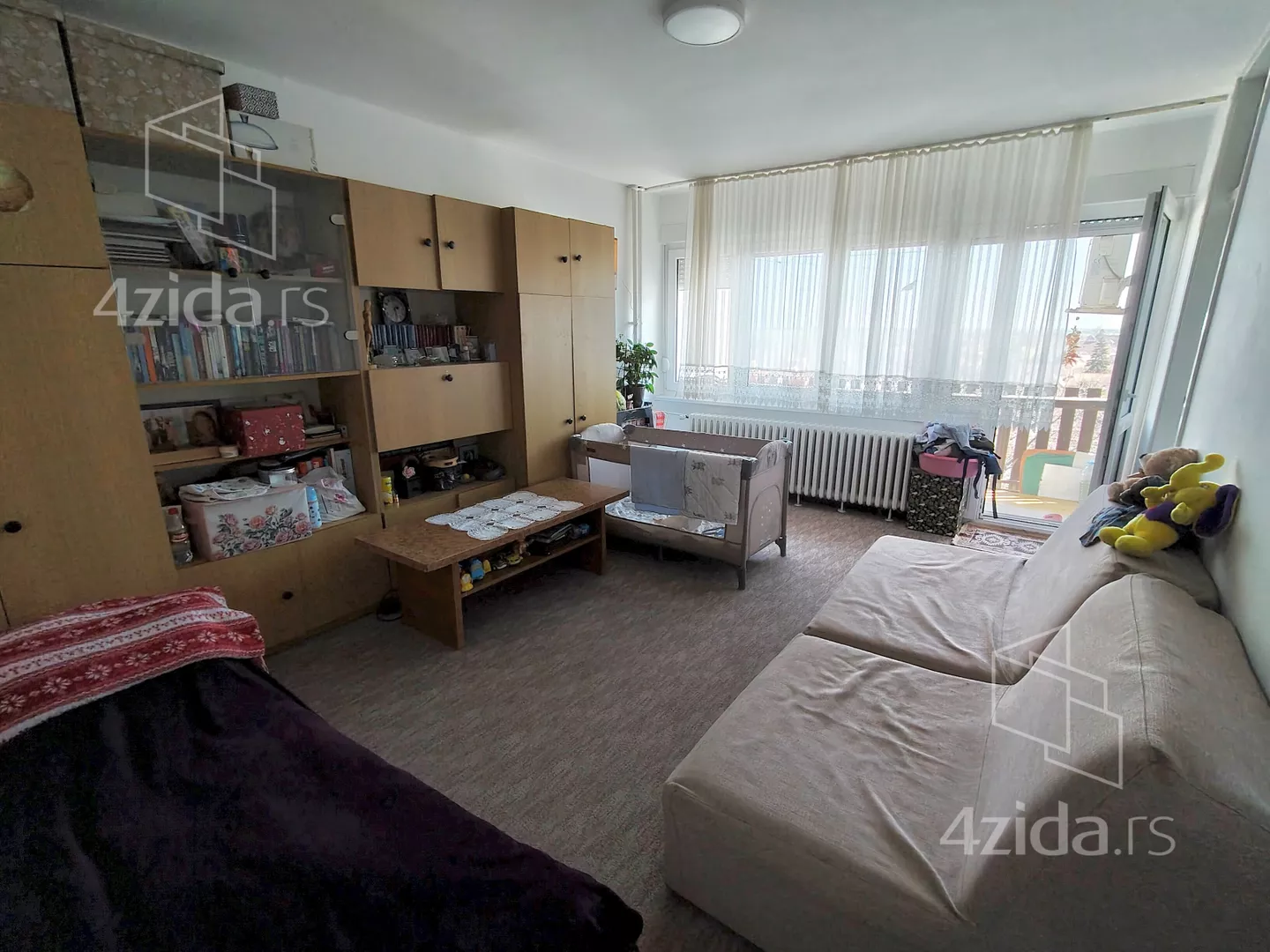 Jednoiposoban stan | 4zida