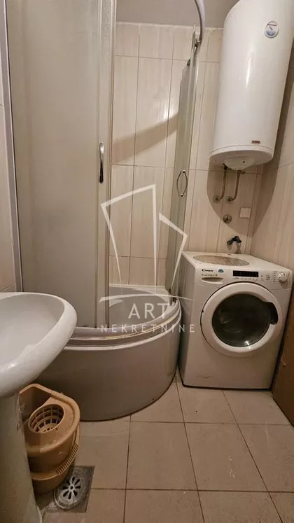 Rudi Čajaveca | 4zida.rs