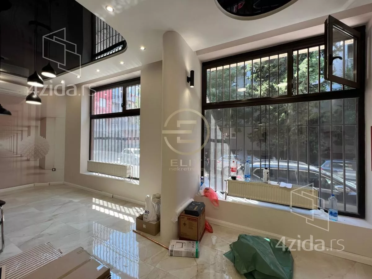 Poslovni prostor | 4zida