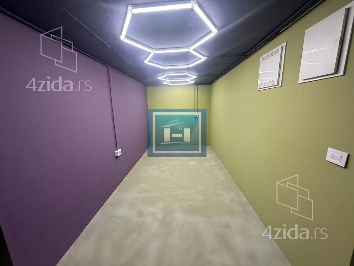 Garaža | 4zida