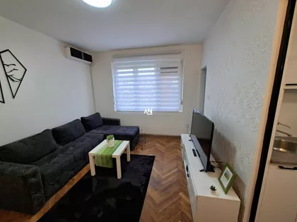 Jelene Ćetković | 4zida.rs