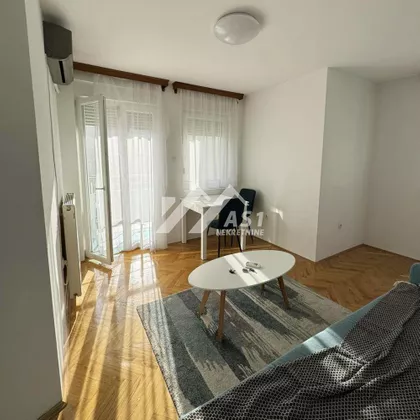 Aranj Janoša | 4zida.rs