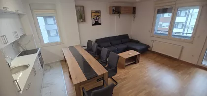 Gorana Jojića | 4zida.rs