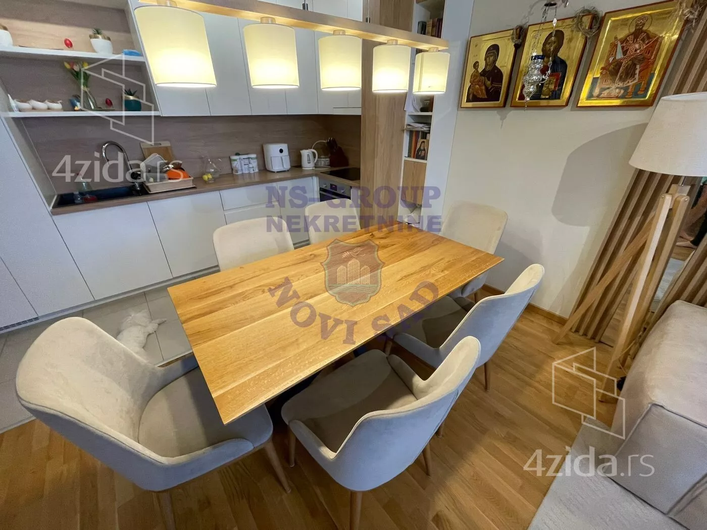 Četvorosoban stan | 4zida