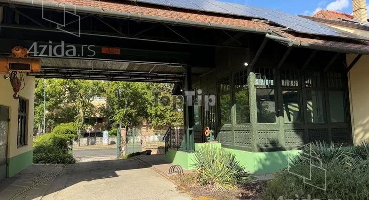 Poslovni prostor | 4zida