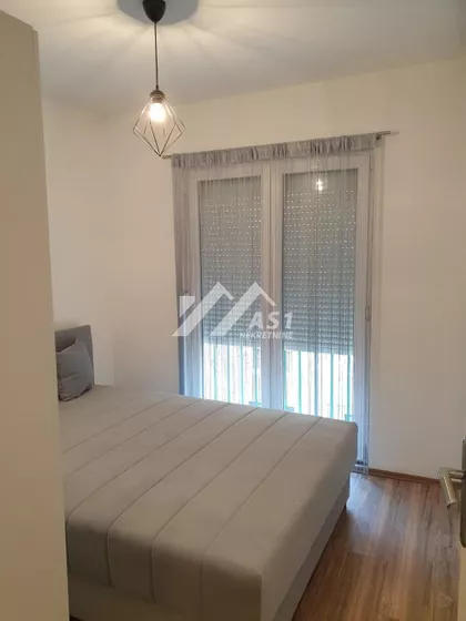 Janka Čmelika | 4zida.rs