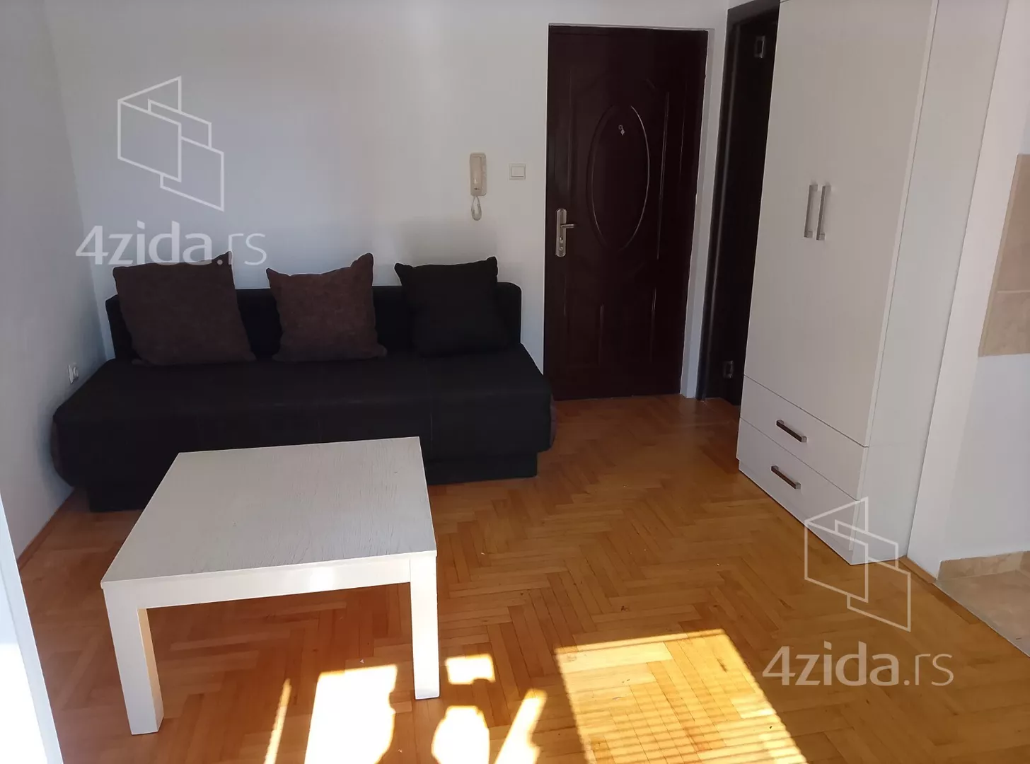 Garsonjera | 4zida