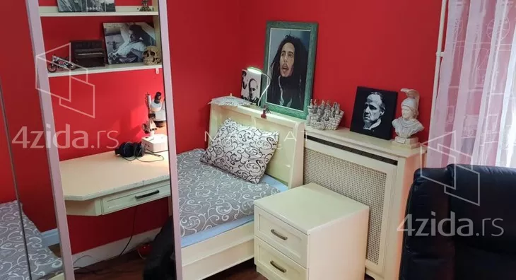 Petosoban stan | 4zida