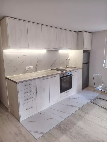 Ratka Mitrovica | 4zida.rs