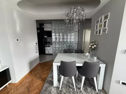 Njegoševa | 4zida.rs