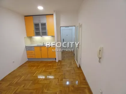 Bulevar Cara Lazara | 4zida.rs