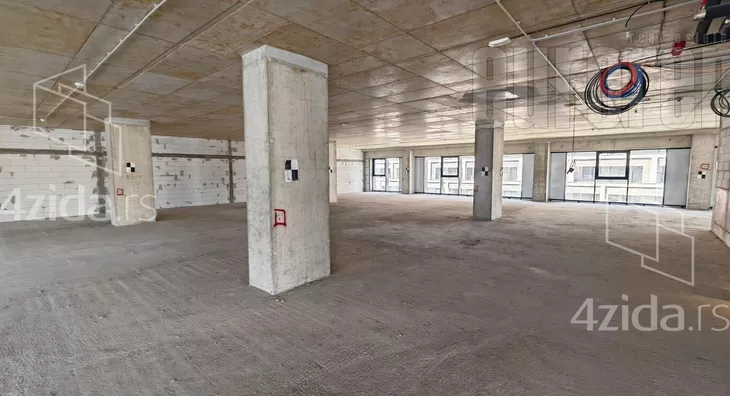 Poslovni prostor | 4zida