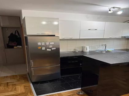 Šejkina 50D | 4zida.rs