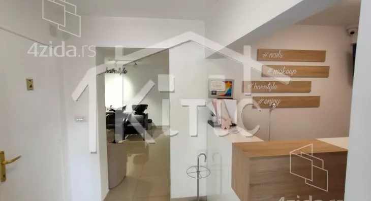 Poslovni prostor | 4zida