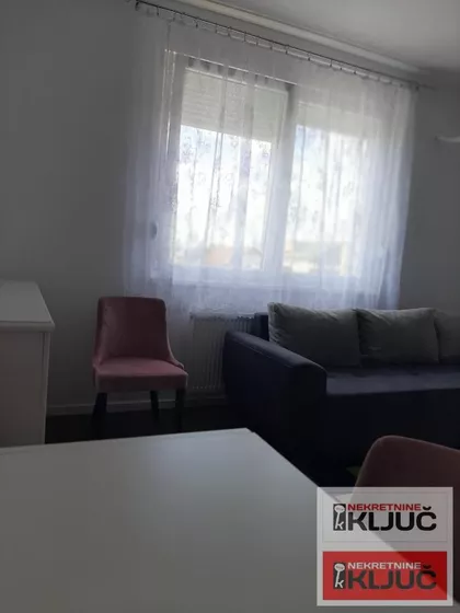 Lipov Gaj | 4zida.rs