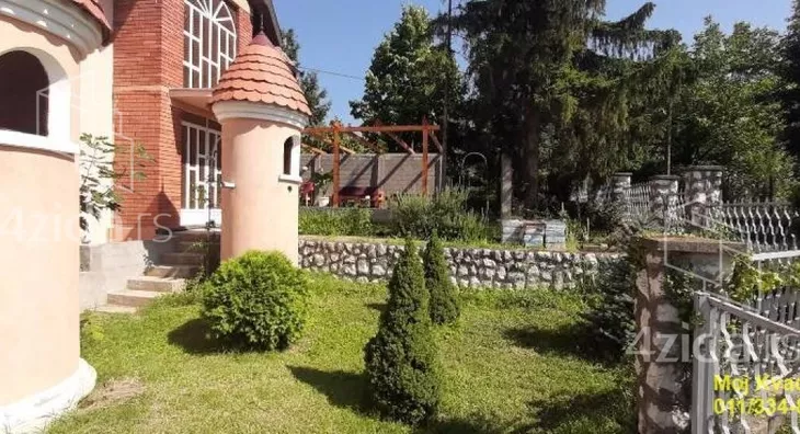 Kuća | 4zida