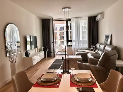 Nikolaja Kravcova | 4zida.rs