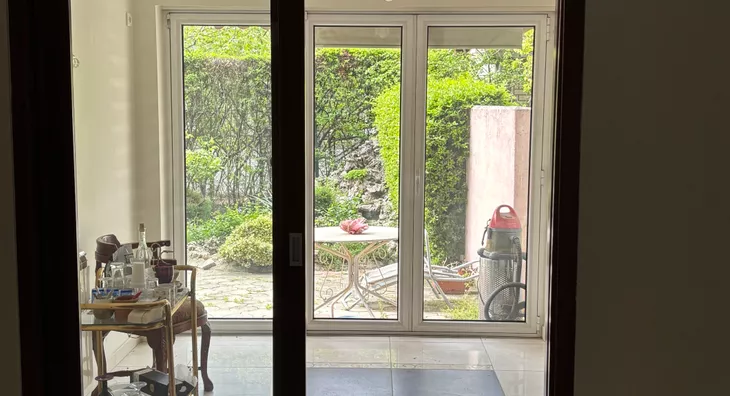 Poslovna zgrada | 4zida