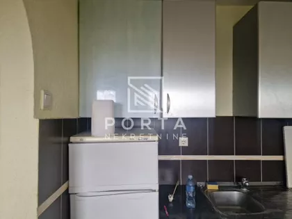 Toše Jovanovića | 4zida.rs