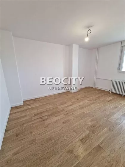 Bulevar Arsenija Čarnojevića | 4zida.rs