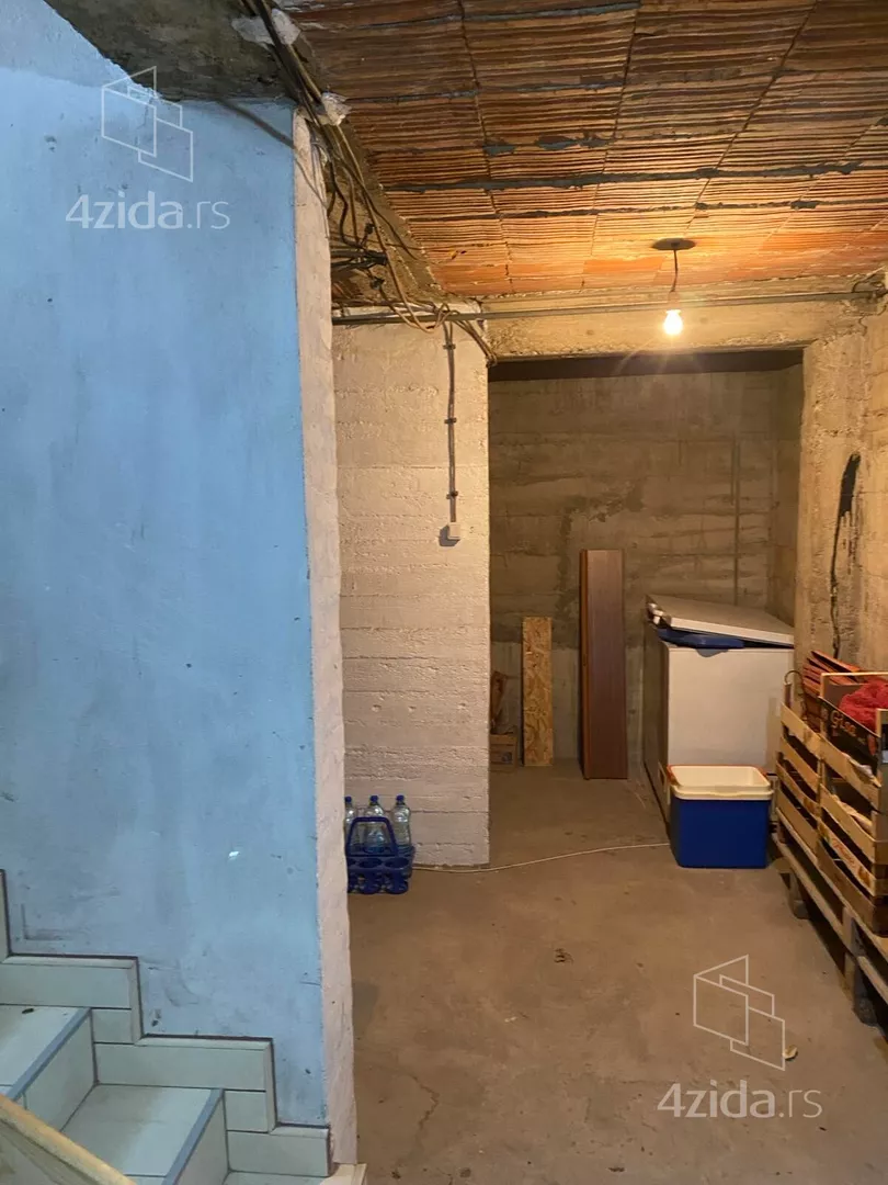 3-etažna kuća | 4zida