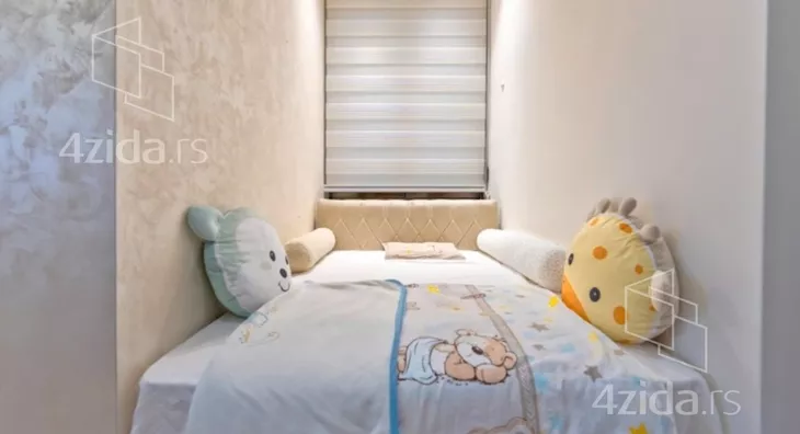 Šestosoban stan | 4zida