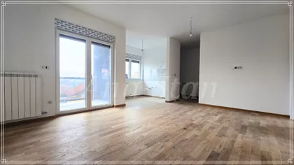 Kaluđerica | 4zida.rs