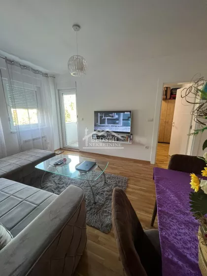 Vojvođanska | 4zida.rs