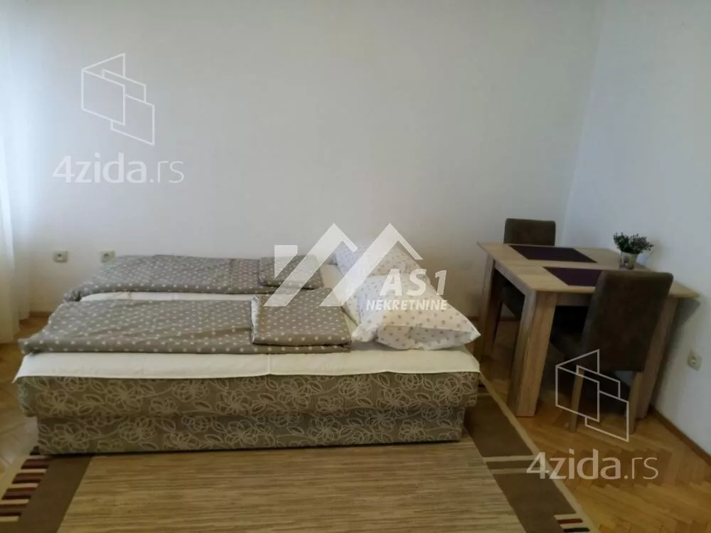 Garsonjera | 4zida