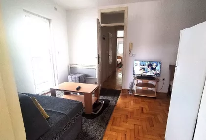Trstenjakova | 4zida.rs