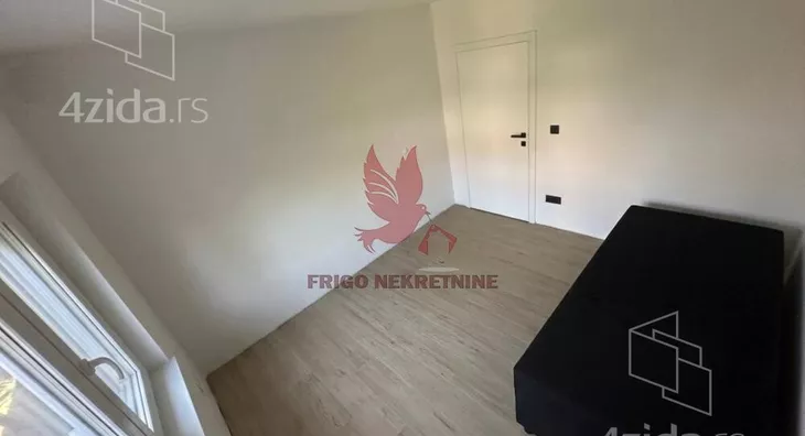 Četvoroiposoban stan | 4zida