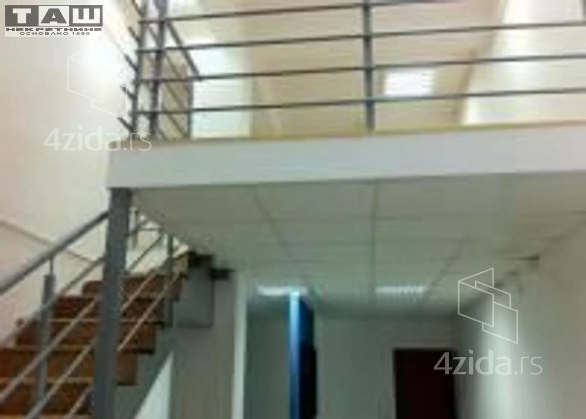 Lokal | 4zida