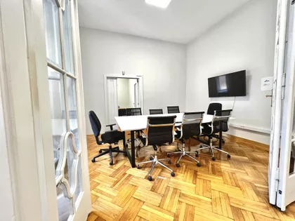 Cara Uroša | 4zida.rs