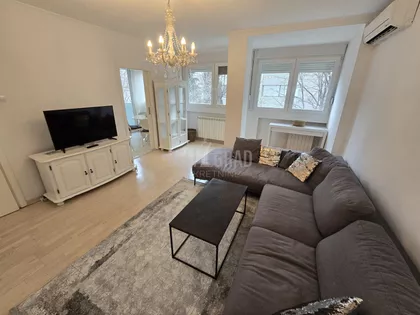 Bulevar Arsenija Čarnojevića | 4zida.rs