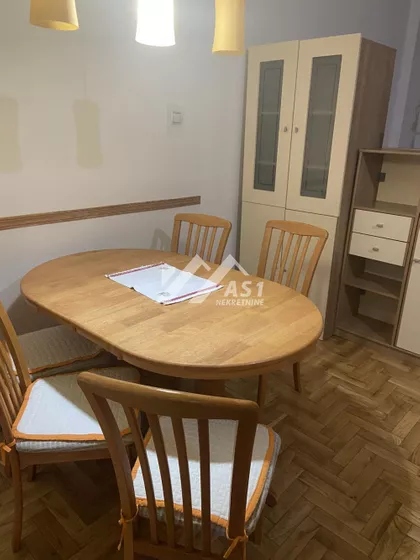 Jelene Lozanić | 4zida.rs