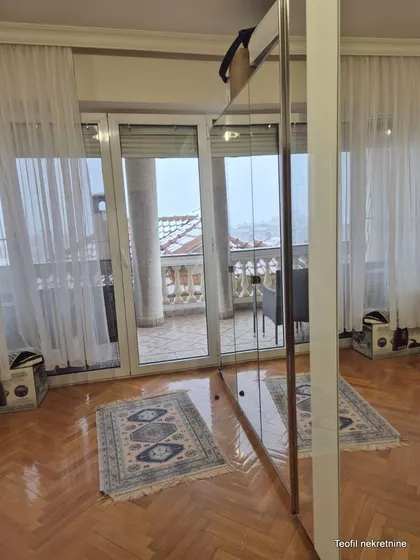 Pavla Popovića | 4zida.rs