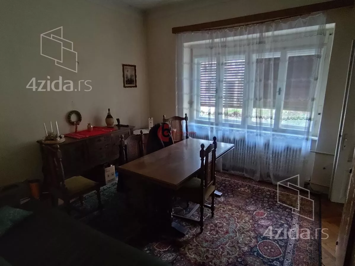 Kuća | 4zida