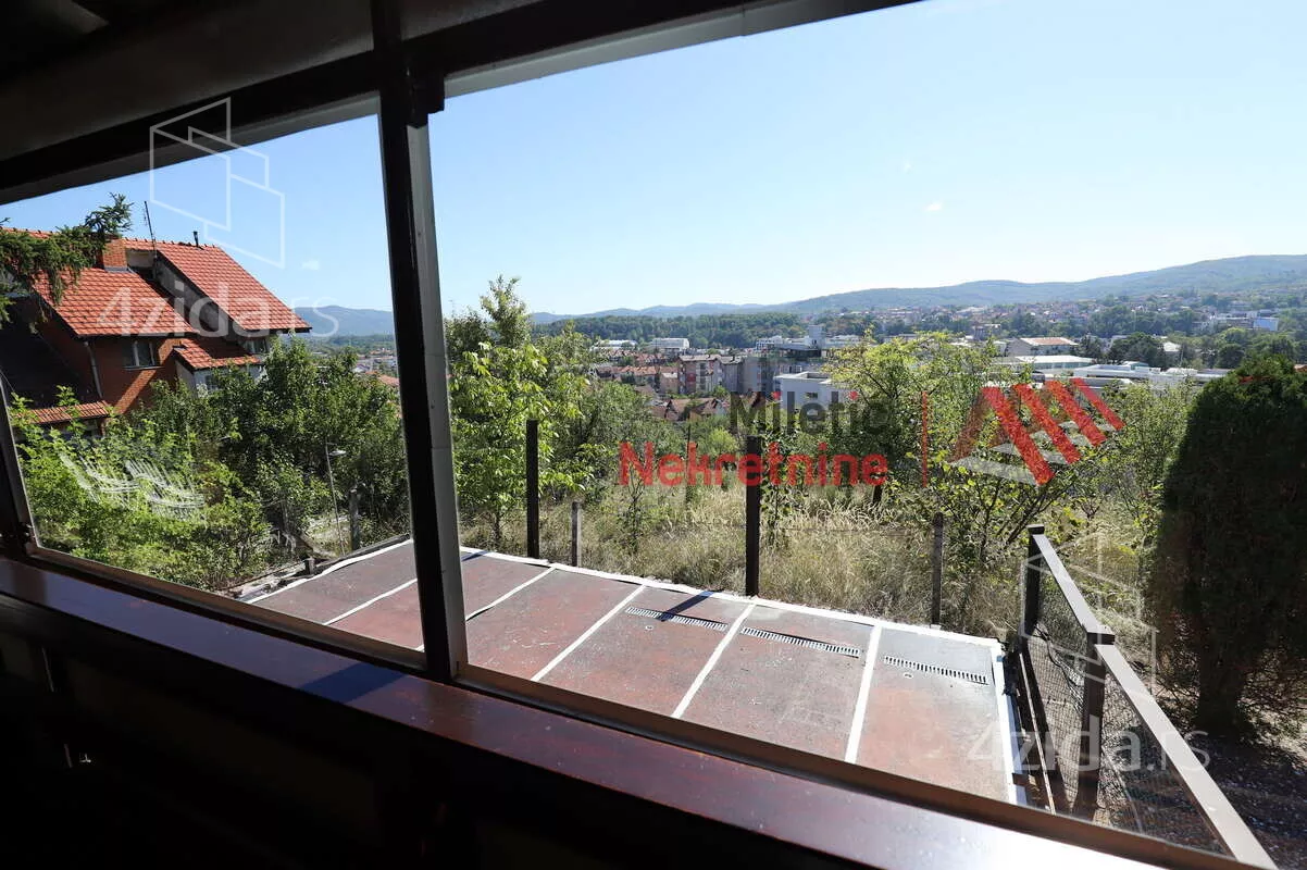 3-etažna kuća | 4zida