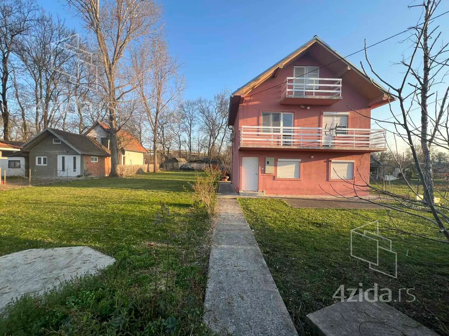 4-etažna kuća | 4zida