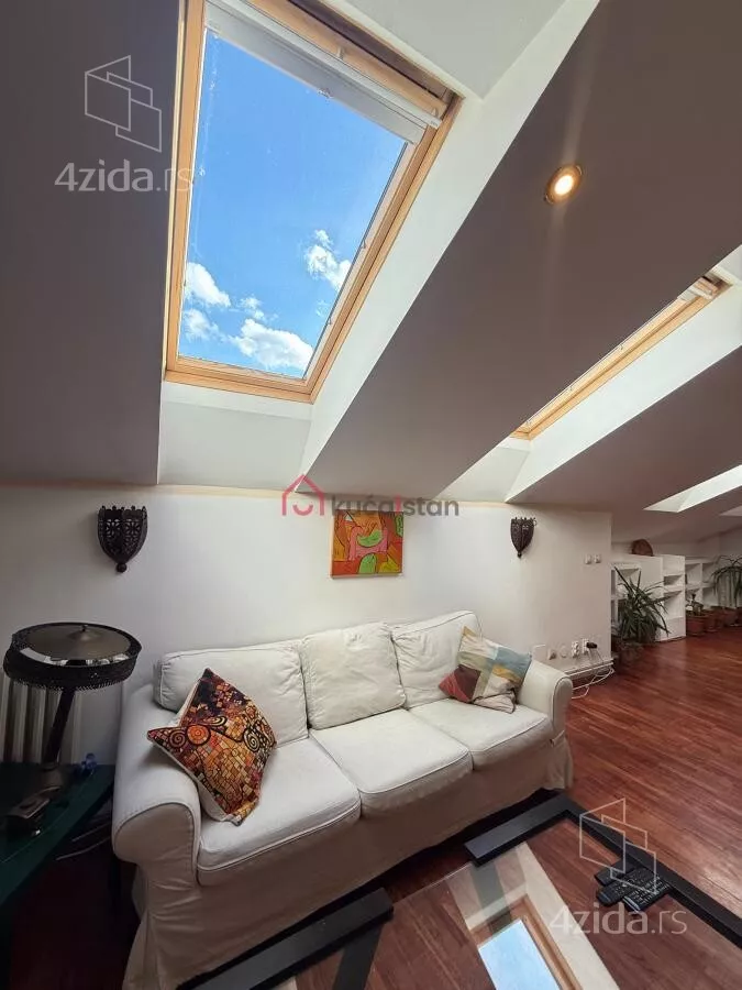 Petosoban stan | 4zida