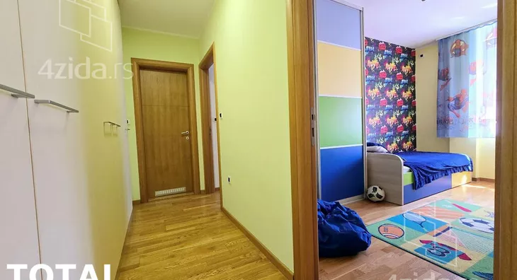 Četvorosoban stan | 4zida