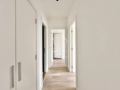 Nikolaja Kravcova | 4zida.rs