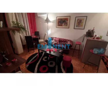 Pariske komune | 4zida.rs